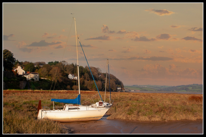 Laugharne
Keywords: boat