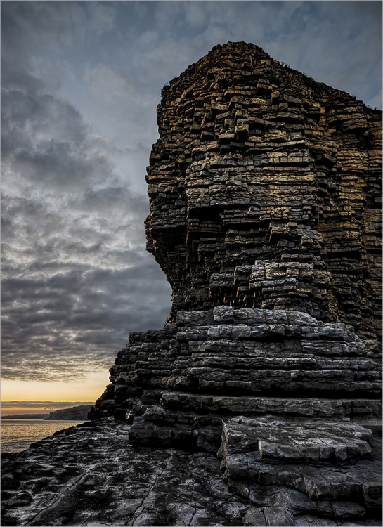 Strata
Scored 19 (print), open category.
Pentax K-5IIs. 16mm, f/5.6, 1/60sec, ISO 400, -2.0ev.
