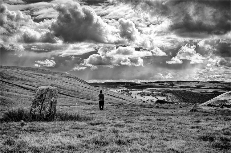 Cerrig Duon
Scored 16 (pdi), landscape category.
Pentax K-5IIs. 48mm, f/8, 1/125sec, ISO 100.

